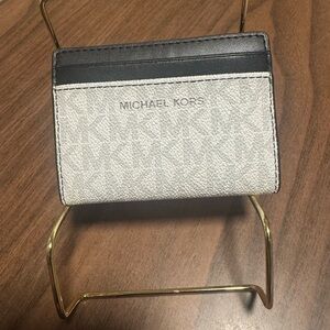 Michael Kors Black and Cream Card Holder